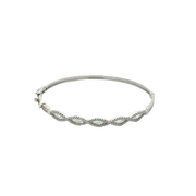 Гривна с диаманти