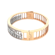 Гривна с диаманти