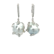 Обеци и колие с перла и диаманти 18k