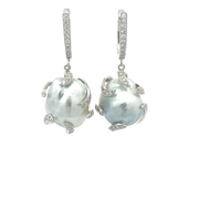 Обеци и колие с перла и диаманти 18k