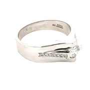 Пръстен с диамант