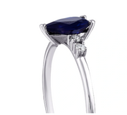 Пръстен с капковиден сапфир и диманти