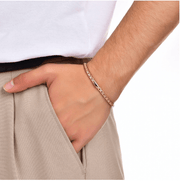 Мъжка златна гривна с черни акценти